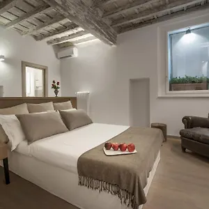 Raffaello Charmsuite Roma